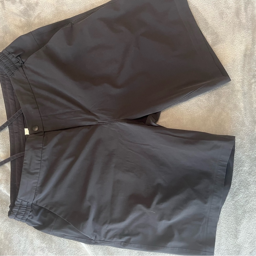 lululemon hybrid swim shorts 34 waist 9inch inseam